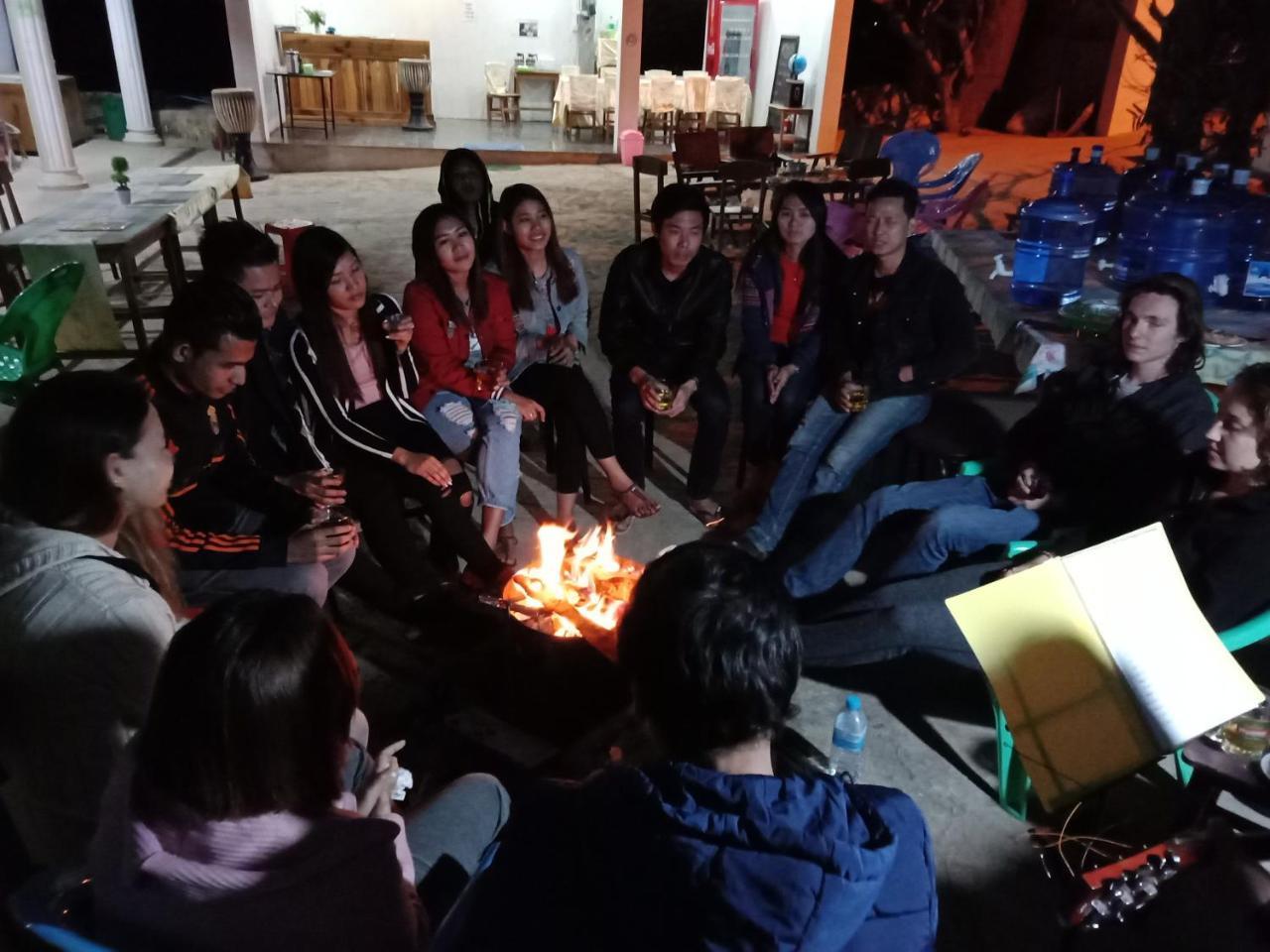 Hostel Roma Inn Kalaw Dış mekan fotoğraf